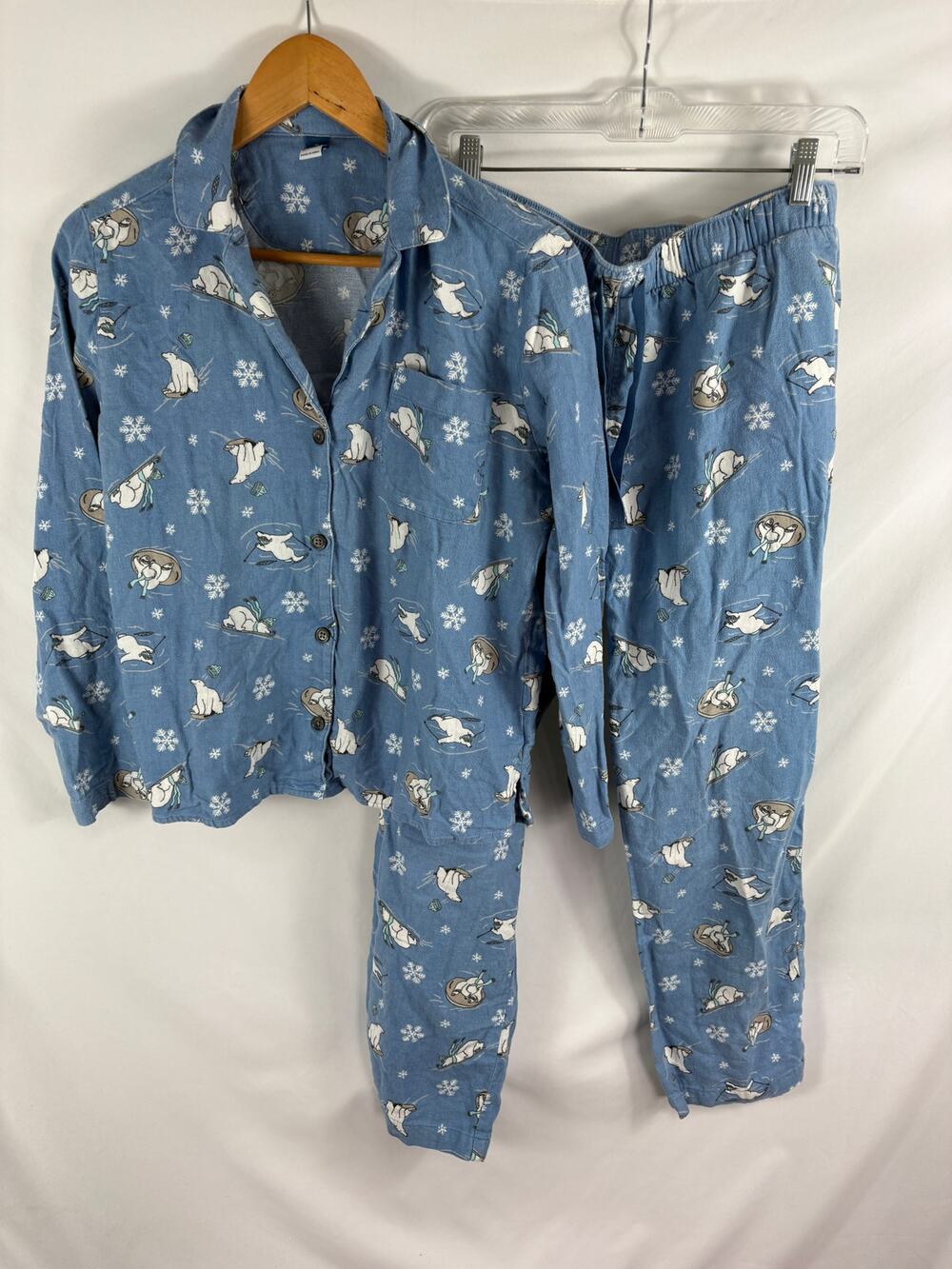 Old Navy Red Polar Bear Winter PJ Set Size Medium